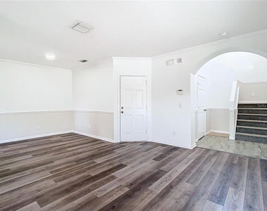1019 Blackwater Drive - Photo Thumbnail 2