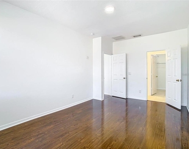 1019 Blackwater Drive - Photo Thumbnail 7