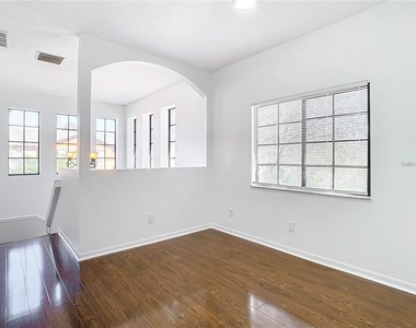 1019 Blackwater Drive - Photo Thumbnail 6