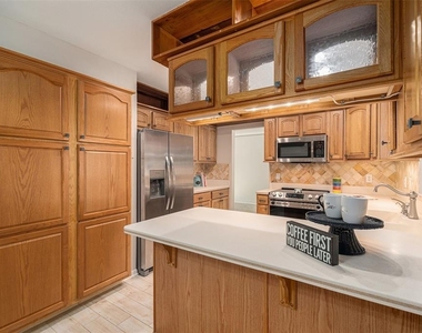 4611 Landscape Drive - Photo Thumbnail 19