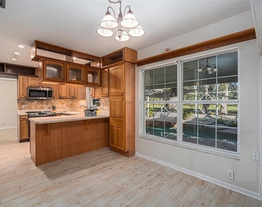 4611 Landscape Drive - Photo Thumbnail 16