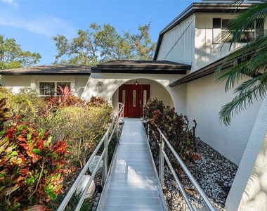 4611 Landscape Drive - Photo Thumbnail 4