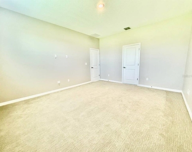 34329 Evergreen Hill Court - Photo Thumbnail 17