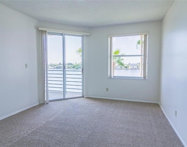 7902 Sailboat Key Boulevard S - Photo Thumbnail 13