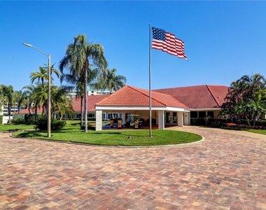 7902 Sailboat Key Boulevard S - Photo Thumbnail 20