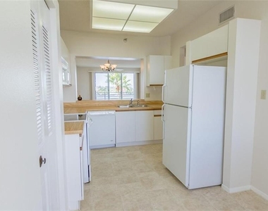 7902 Sailboat Key Boulevard S - Photo Thumbnail 5