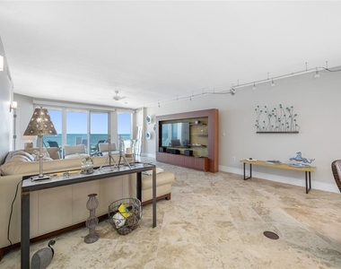 1350 Gulf Boulevard - Photo Thumbnail 7
