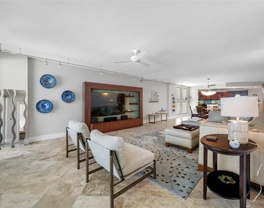 1350 Gulf Boulevard - Photo Thumbnail 5