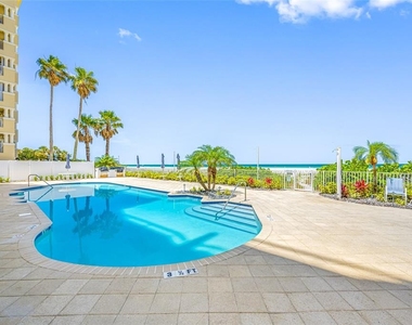 1350 Gulf Boulevard - Photo Thumbnail 27