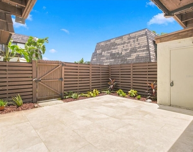15446 E Pond Woods Drive - Photo Thumbnail 4