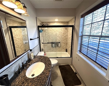 8834 Whispering Oaks Trail - Photo Thumbnail 30