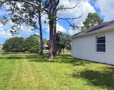 8708 Maple Lake Place - Photo Thumbnail 3