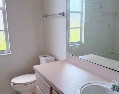 8708 Maple Lake Place - Photo Thumbnail 24