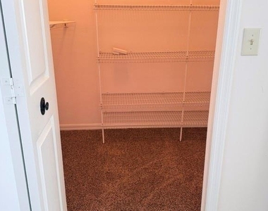 8708 Maple Lake Place - Photo Thumbnail 8