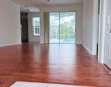 8708 Maple Lake Place - Photo Thumbnail 5