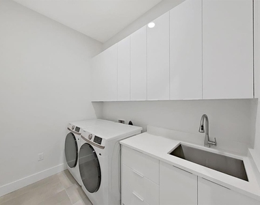 4716 Hickory Oak Drive - Photo Thumbnail 21