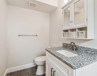 650 E Tarpon Avenue - Photo Thumbnail 26
