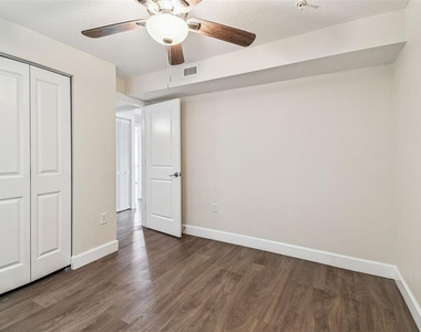 650 E Tarpon Avenue - Photo Thumbnail 30