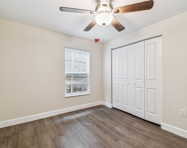 650 E Tarpon Avenue - Photo Thumbnail 29