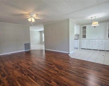 12075 Walshwood Avenue - Photo Thumbnail 4