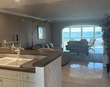 895 S Gulfview Boulevard - Photo Thumbnail 2