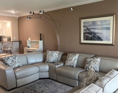 895 S Gulfview Boulevard - Photo Thumbnail 9