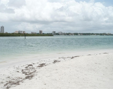 895 S Gulfview Boulevard - Photo Thumbnail 41