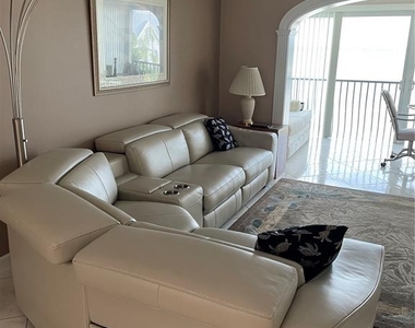 895 S Gulfview Boulevard - Photo Thumbnail 17