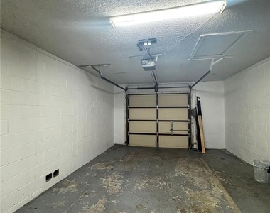 11 Trophy Lane - Photo Thumbnail 20