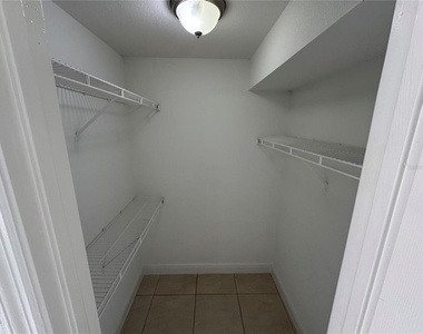 4532 Commander Drive - Photo Thumbnail 20