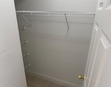 4532 Commander Drive - Photo Thumbnail 23