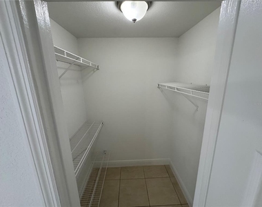 4532 Commander Drive - Photo Thumbnail 31