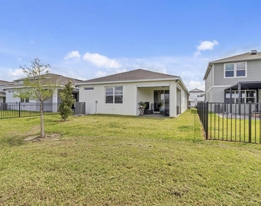 1872 Summer Serenity Drive - Photo Thumbnail 11