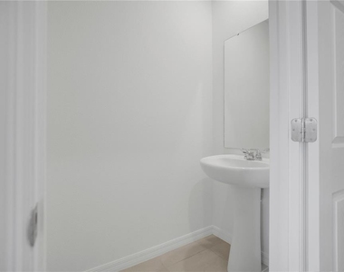2026 Crape Jasmine Lane - Photo Thumbnail 21