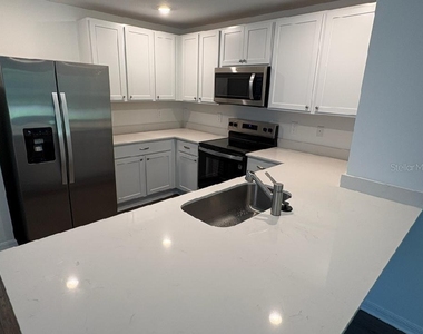 8571 Cape Fox Cove - Photo Thumbnail 6