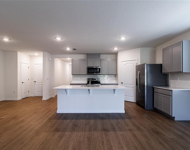 2869 House Finch Road - Photo Thumbnail 5