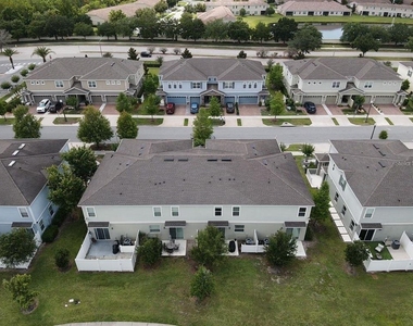 2749 Pleasant Cypress Circle - Photo Thumbnail 17