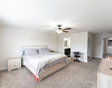 2749 Pleasant Cypress Circle - Photo Thumbnail 11