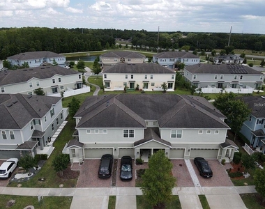 2749 Pleasant Cypress Circle - Photo Thumbnail 21