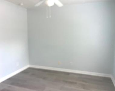 3177 Feltrim Place - Photo Thumbnail 7