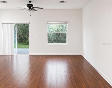 910 Spring Harvest Court - Photo Thumbnail 4