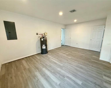 701 Alfred Drive - Photo Thumbnail 21