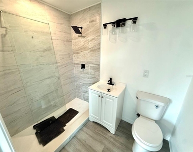 701 Alfred Drive - Photo Thumbnail 16