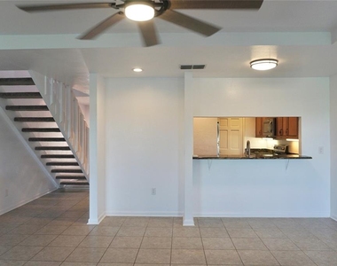 504 Orange Blossom Drive - Photo Thumbnail 16