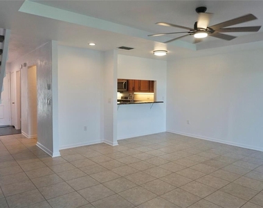 504 Orange Blossom Drive - Photo Thumbnail 14