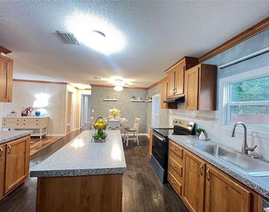 10 Se 69th Avenue - Photo Thumbnail 16