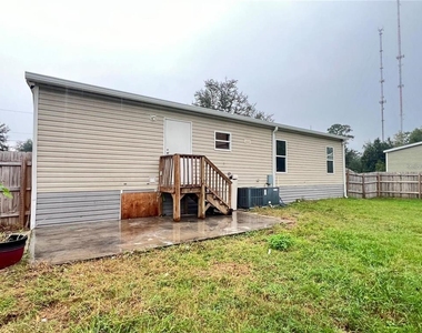 10 Se 69th Avenue - Photo Thumbnail 33