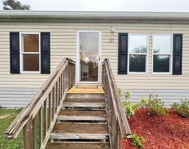 10 Se 69th Avenue - Photo Thumbnail 2