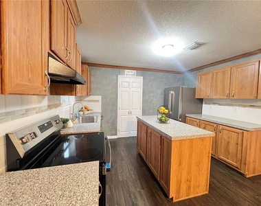 10 Se 69th Avenue - Photo Thumbnail 15