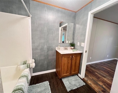 10 Se 69th Avenue - Photo Thumbnail 20